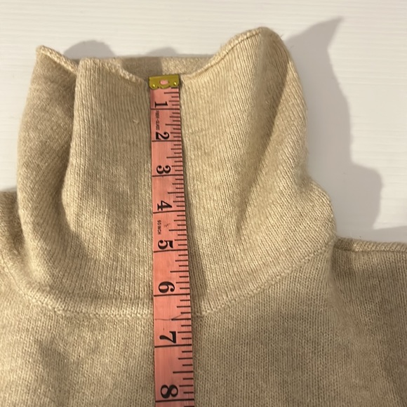 Michael Kors Large Sweater - Picture 9 of 12